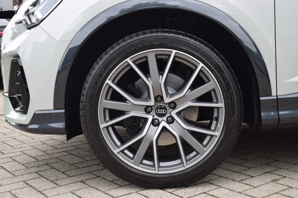 Audi Q3 Sportback 45 TFSIe S-line | Pano | Camera | 20"
