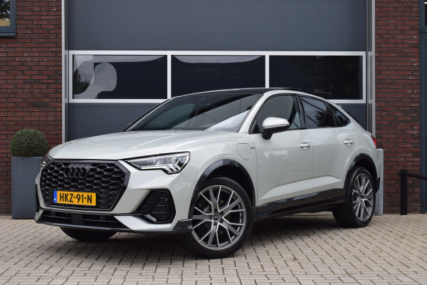 Audi Q3 Sportback 45 TFSIe S-line | Pano | Camera | 20"