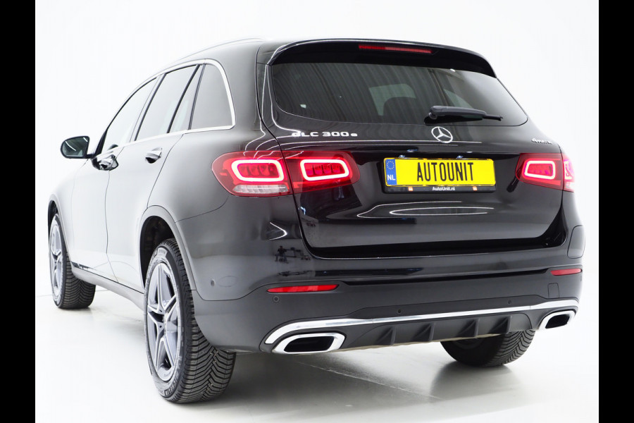 Mercedes-Benz GLC 300e 4MATIC AMG | Panoramadak | 360 | Keyless | Virtual | Stoelverwarming | Carplay