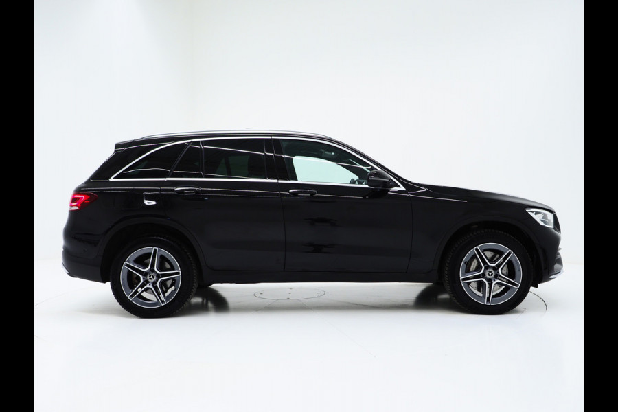 Mercedes-Benz GLC 300e 4MATIC AMG | Panoramadak | 360 | Keyless | Virtual | Stoelverwarming | Carplay