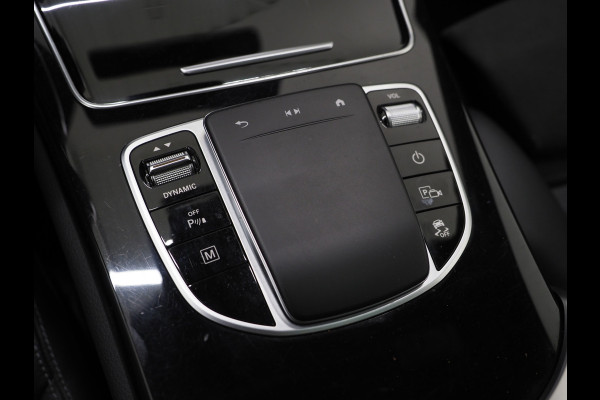 Mercedes-Benz GLC 300e 4MATIC AMG | Panoramadak | 360 | Keyless | Virtual | Stoelverwarming | Carplay