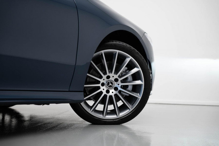 Mercedes-Benz CLA-Klasse Shooting Brake 250 e AMG Line |Pano|Leder|Ambient|Trekhaak|Adaptive|