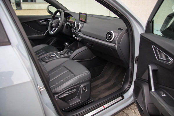 Audi Q2 1.5 35TFSI S Edition One S-line 150pk S-Tronic|1e|DLR|Panoramadak|Virtual Cockpit|LED Matrix|3D Knippers|B&O|Camera|19inch