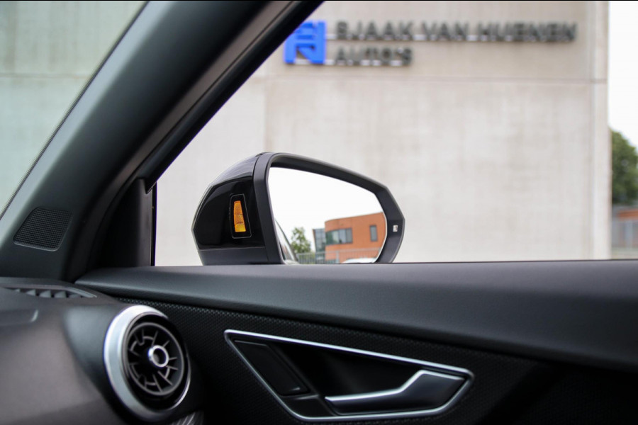 Audi Q2 1.5 35TFSI S Edition One S-line 150pk S-Tronic|1e|DLR|Panoramadak|Virtual Cockpit|LED Matrix|3D Knippers|B&O|Camera|19inch