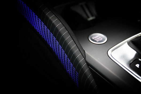 Audi Q2 1.5 35TFSI S Edition One S-line 150pk S-Tronic|1e|DLR|Panoramadak|Virtual Cockpit|LED Matrix|3D Knippers|B&O|Camera|19inch