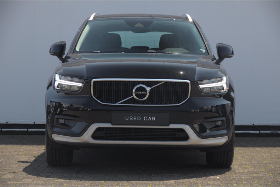 Volvo XC40 T3 163PK Automaat Momentum Pro / Parkeersensoren met camera / Trekhaak / Elektrische achterklep / Bluetooth / Apple carplay / Cruise control / On call