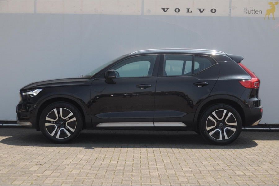 Volvo XC40 T3 163PK Automaat Momentum Pro / Parkeersensoren met camera / Trekhaak / Elektrische achterklep / Bluetooth / Apple carplay / Cruise control / On call