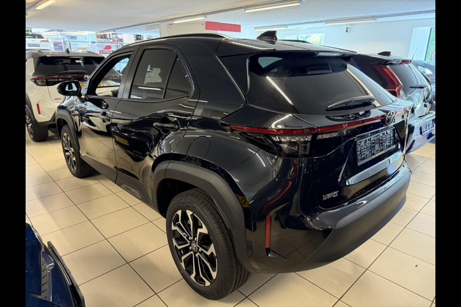 Toyota Yaris Cross 1.5 Hybrid 130 Dynamic | Stuur & Stoel verwarming | Apple Carplay & Android auto | Telefoon Draadloos opladen |