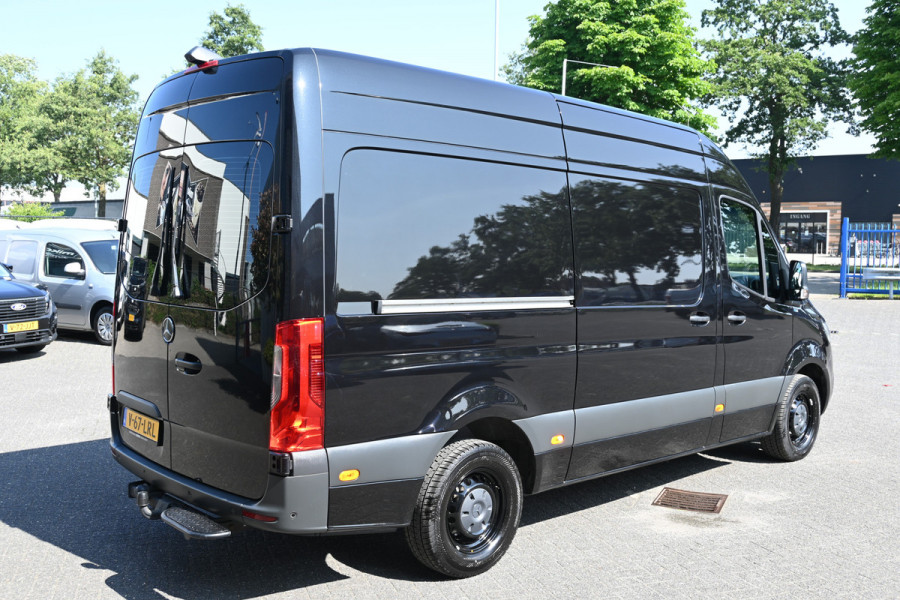 Mercedes-Benz Sprinter 319 CDI 3.0 V6 L2H2 LED, MBUX 10.25 met 360 graden camera, Distronic, Sluithulp