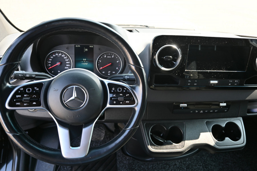 Mercedes-Benz Sprinter 319 CDI 3.0 V6 L2H2 LED, MBUX 10.25 met 360 graden camera, Distronic, Sluithulp