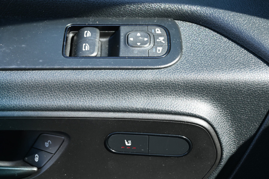 Mercedes-Benz Sprinter 319 CDI 3.0 V6 L2H2 LED, MBUX 10.25 met 360 graden camera, Distronic, Sluithulp