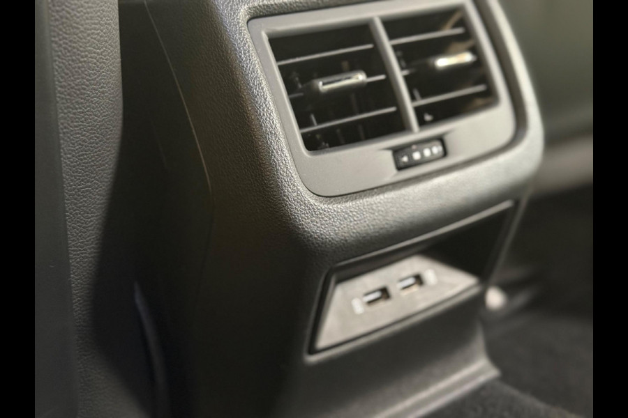 Seat Leon 2.0 TSI CUPRA | Pano | Keyless | sfeerverlichting | Camera | Beats by Dre | ACC
