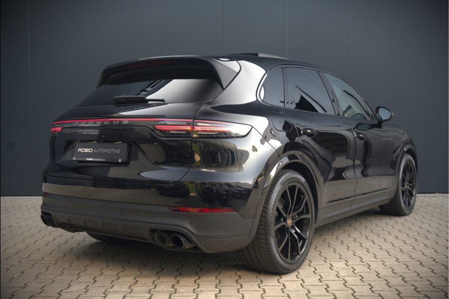Porsche Cayenne 3.0 E-Hybrid | Sport Chrono | Panoramadak | Bose | Luchtvering | Stoelkoeling | Stoelverwarming | Memory Seats | PDLS | PASM | Camera | Volledig Leder | NAP | Elek. Achterklep | Navigatie | Trekhaak | Sof