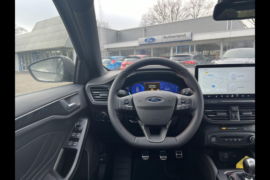 Ford FOCUS Wagon 1.0 EcoBoost Hybrid ST Line X 125pk | 18 Inch Lichtmetaal | Elektrische Achterklep | Panoramadak | Driver Assistance Pack | Winterpack | Matrix Led koplampen