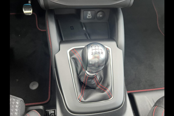 Ford FOCUS Wagon 1.0 EcoBoost Hybrid ST Line X 125pk | 18 Inch Lichtmetaal | Elektrische Achterklep | Panoramadak | Driver Assistance Pack | Winterpack | Matrix Led koplampen