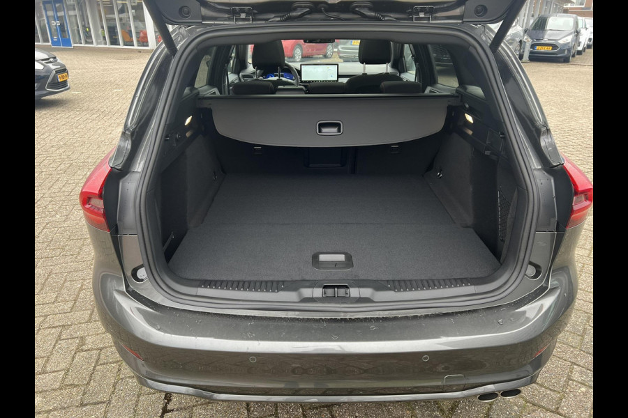 Ford FOCUS Wagon 1.0 EcoBoost Hybrid ST Line X 125pk | 18 Inch Lichtmetaal | Elektrische Achterklep | Panoramadak | Driver Assistance Pack | Winterpack | Matrix Led koplampen