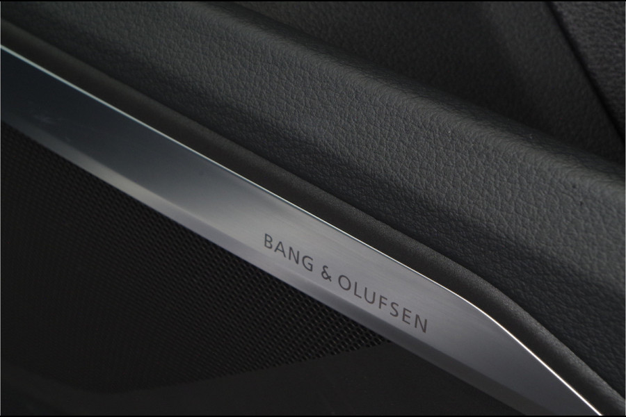 Audi e-tron 55 quattro 95 kWh Business edition Plus > B&O/360º/22inch/Matrix/Leer/Pano.schuif//Virtual Cockpit incl. navi