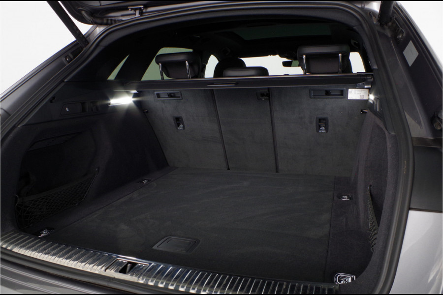 Audi e-tron 55 quattro 95 kWh Business edition Plus > B&O/360º/22inch/Matrix/Leer/Pano.schuif//Virtual Cockpit incl. navi