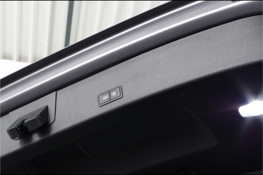Audi e-tron 55 quattro 95 kWh Business edition Plus > B&O/360º/22inch/Matrix/Leer/Pano.schuif//Virtual Cockpit incl. navi