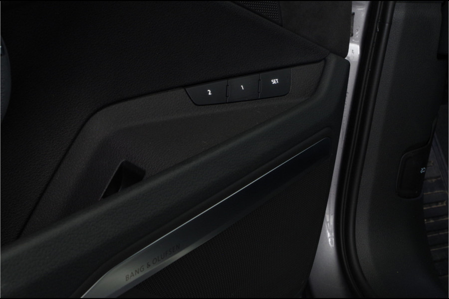 Audi e-tron 55 quattro 95 kWh Business edition Plus > B&O/360º/22inch/Matrix/Leer/Pano.schuif//Virtual Cockpit incl. navi