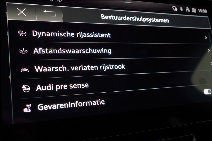 Audi e-tron 55 quattro 95 kWh Business edition Plus > B&O/360º/22inch/Matrix/Leer/Pano.schuif//Virtual Cockpit incl. navi