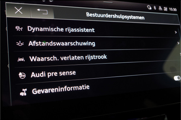 Audi e-tron 55 quattro 95 kWh Business edition Plus > B&O/360º/22inch/Matrix/Leer/Pano.schuif//Virtual Cockpit incl. navi