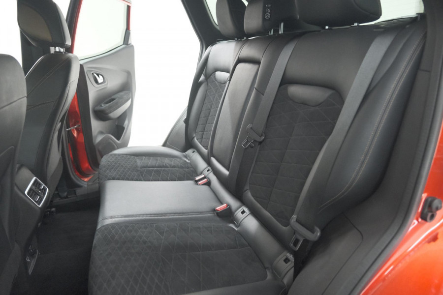 Renault Kadjar TCe 140 Black Edition | Camera | Dodehoekdetectie | Adaptieve Cruise Control | Apple Carplay