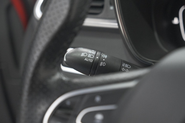 Renault Kadjar TCe 140 Black Edition | Camera | Dodehoekdetectie | Adaptieve Cruise Control | Apple Carplay