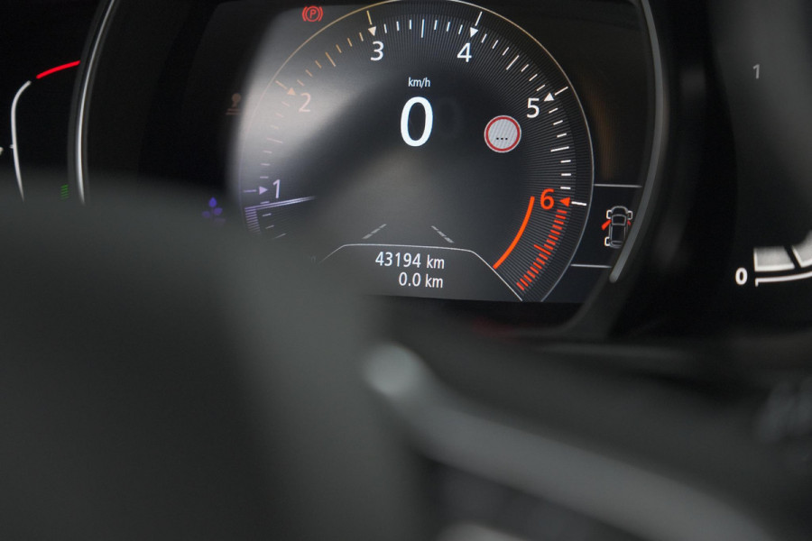 Renault Kadjar TCe 140 Black Edition | Camera | Dodehoekdetectie | Adaptieve Cruise Control | Apple Carplay