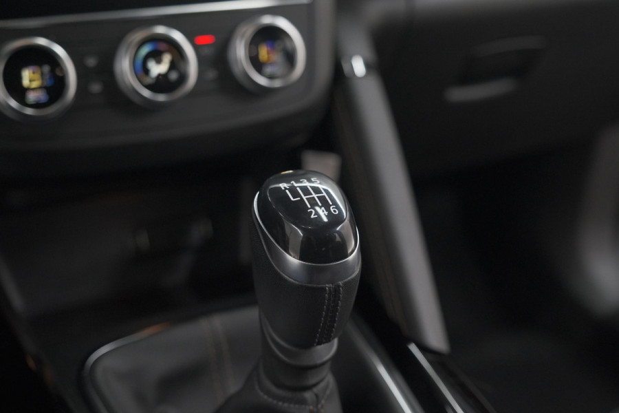 Renault Kadjar TCe 140 Black Edition | Camera | Dodehoekdetectie | Adaptieve Cruise Control | Apple Carplay