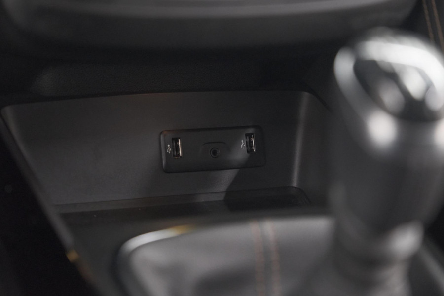 Renault Kadjar TCe 140 Black Edition | Camera | Dodehoekdetectie | Adaptieve Cruise Control | Apple Carplay