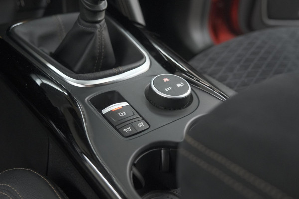 Renault Kadjar TCe 140 Black Edition | Camera | Dodehoekdetectie | Adaptieve Cruise Control | Apple Carplay