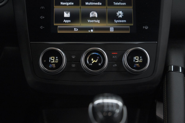 Renault Kadjar TCe 140 Black Edition | Camera | Dodehoekdetectie | Adaptieve Cruise Control | Apple Carplay