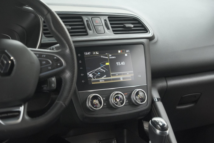 Renault Kadjar TCe 140 Black Edition | Camera | Dodehoekdetectie | Adaptieve Cruise Control | Apple Carplay
