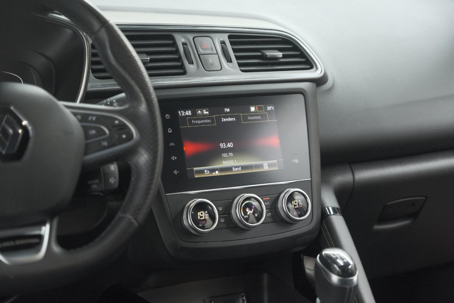 Renault Kadjar TCe 140 Black Edition | Camera | Dodehoekdetectie | Adaptieve Cruise Control | Apple Carplay