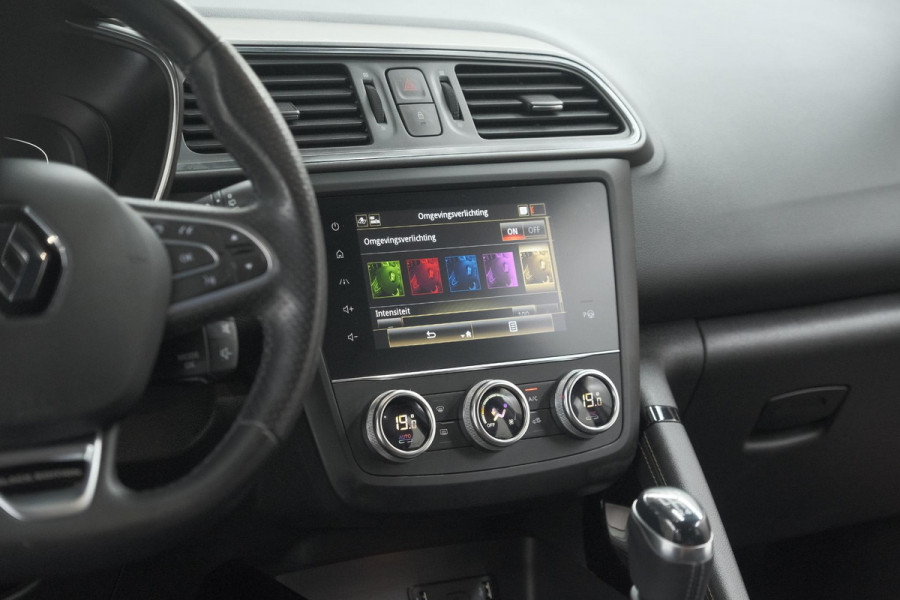 Renault Kadjar TCe 140 Black Edition | Camera | Dodehoekdetectie | Adaptieve Cruise Control | Apple Carplay