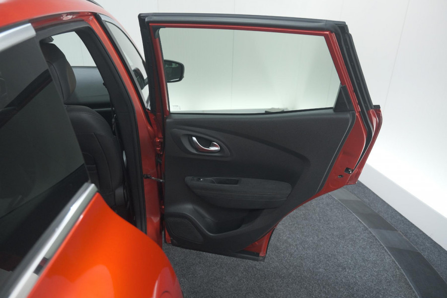 Renault Kadjar TCe 140 Black Edition | Camera | Dodehoekdetectie | Adaptieve Cruise Control | Apple Carplay