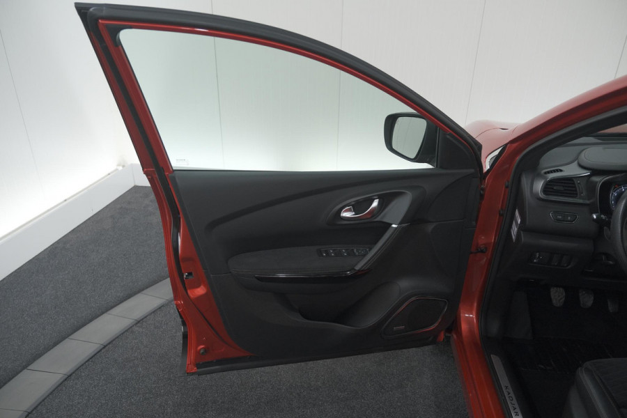 Renault Kadjar TCe 140 Black Edition | Camera | Dodehoekdetectie | Adaptieve Cruise Control | Apple Carplay