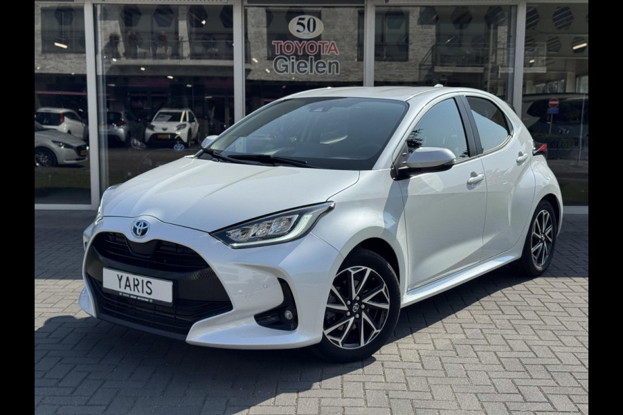 Toyota Yaris 1.5 Hybrid Dynamic Plus | Dodehoekherkenning, Parkeersensoren, Parelmoer wit, Stoelverwarming, Keyless, 16inch