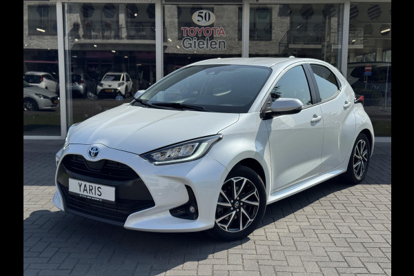 Toyota Yaris 1.5 Hybrid Dynamic Plus | Dodehoekherkenning, Parkeersensoren, Parelmoer wit, Stoelverwarming, Keyless, 16inch