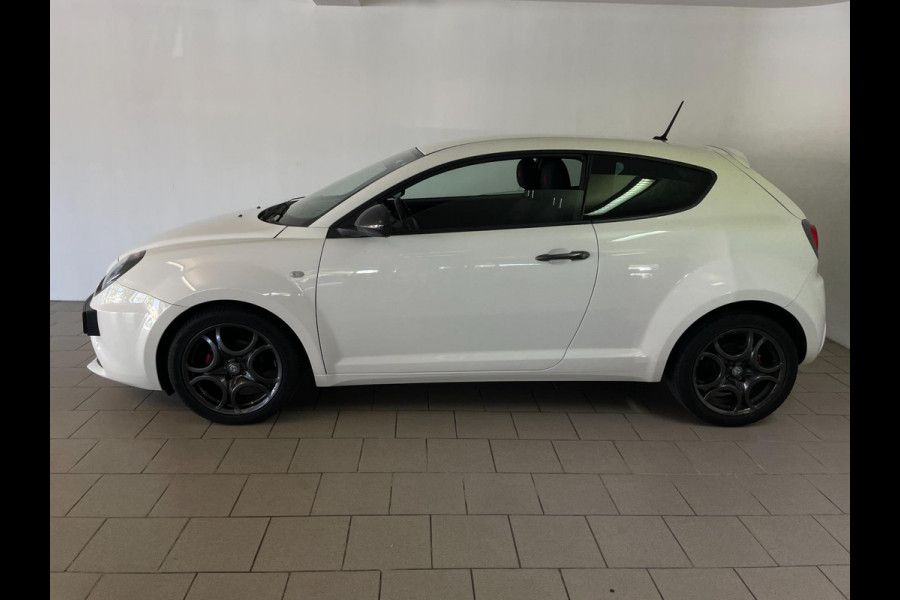Alfa Romeo MiTo 0.9 TwinAir ECO AIRCO CRUISE SCHERM PDC VELGEN ELEK RAMEN CENT VERG PRIVACYGLAS NIEUWSTAAT