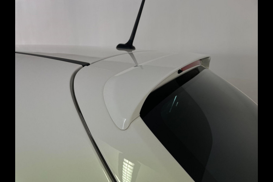 Alfa Romeo MiTo 0.9 TwinAir ECO AIRCO CRUISE SCHERM PDC VELGEN ELEK RAMEN CENT VERG PRIVACYGLAS NIEUWSTAAT