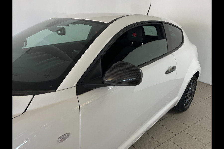 Alfa Romeo MiTo 0.9 TwinAir ECO AIRCO CRUISE SCHERM PDC VELGEN ELEK RAMEN CENT VERG PRIVACYGLAS NIEUWSTAAT
