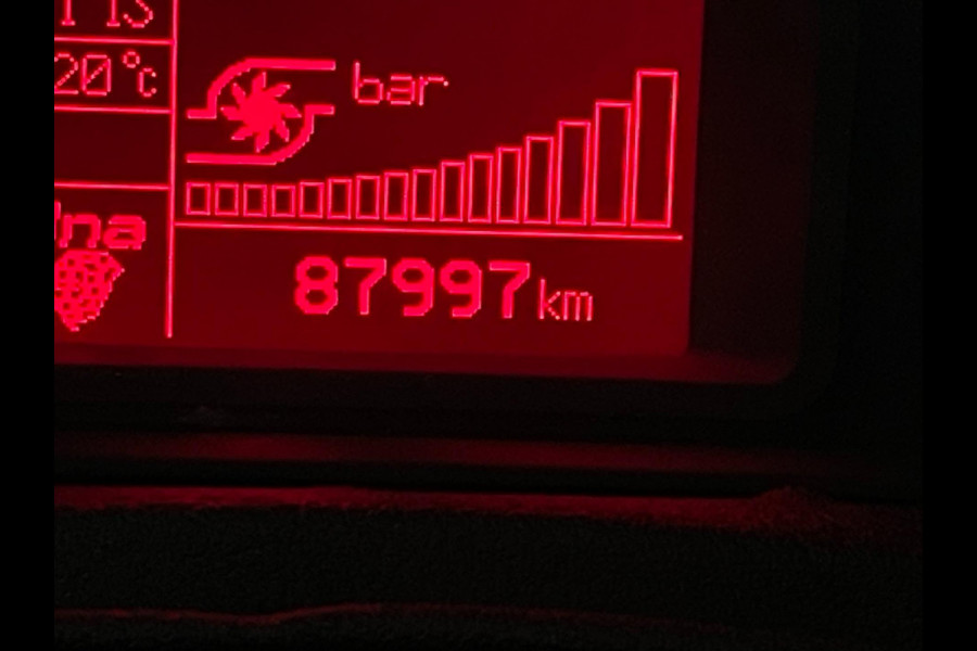 Alfa Romeo MiTo 0.9 TwinAir ECO AIRCO CRUISE SCHERM PDC VELGEN ELEK RAMEN CENT VERG PRIVACYGLAS NIEUWSTAAT