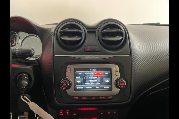 Alfa Romeo MiTo 0.9 TwinAir ECO AIRCO CRUISE SCHERM PDC VELGEN ELEK RAMEN CENT VERG PRIVACYGLAS NIEUWSTAAT