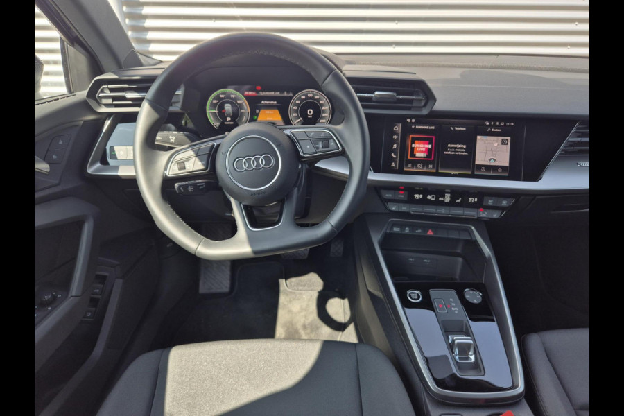 Audi A3 Sportback 40 TFSI e Advanced edition,carplay/android,parkeersensoren/camera,stoelverwarming,armsteun,virtueel dashboard