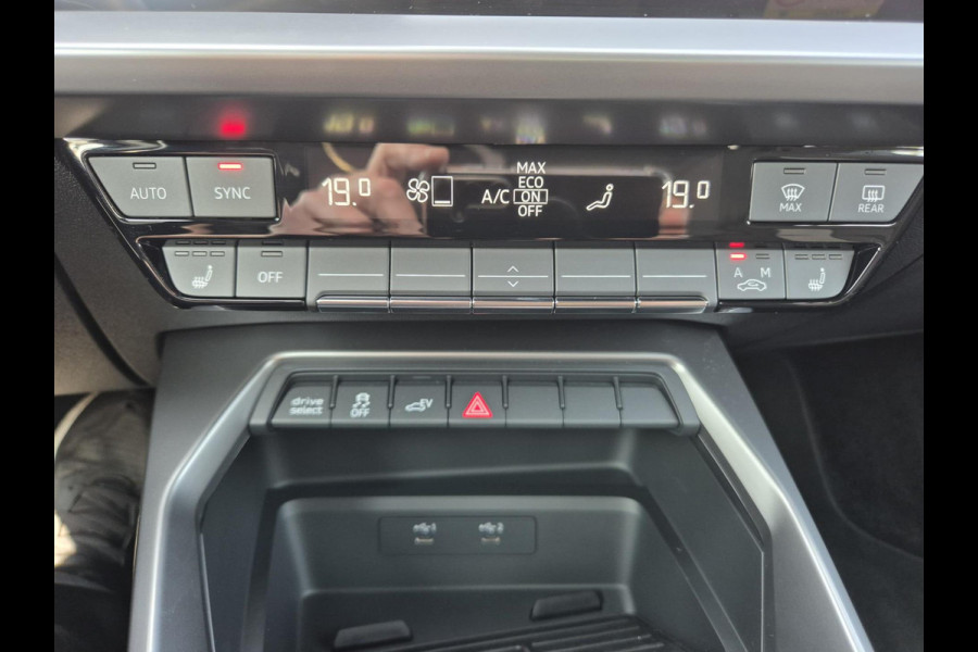 Audi A3 Sportback 40 TFSI e Advanced edition,carplay/android,parkeersensoren/camera,stoelverwarming,armsteun,virtueel dashboard