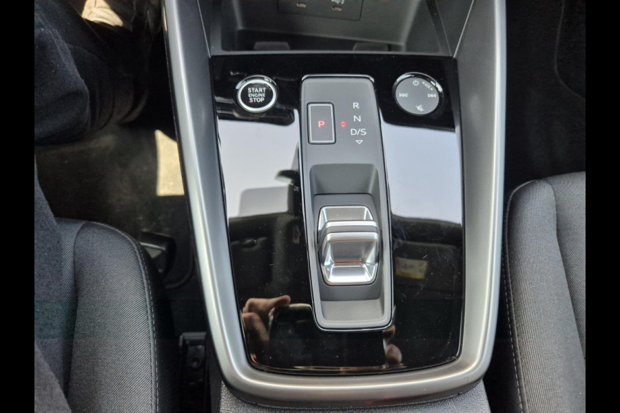 Audi A3 Sportback 40 TFSI e Advanced edition,carplay/android,parkeersensoren/camera,stoelverwarming,armsteun,virtueel dashboard