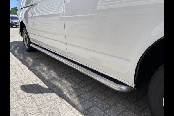 Volkswagen Transporter 2.0 TDI 102pk L2H1 Trendline / vaste prijs rijklaar € 13.950 ex btw / lease vanaf € 316 / euro 6 diesel / bpm vrij / airco / imperial / trekhaak 2200 kg !