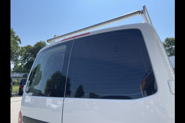 Volkswagen Transporter 2.0 TDI 102pk L2H1 Trendline / vaste prijs rijklaar € 13.950 ex btw / lease vanaf € 316 / euro 6 diesel / bpm vrij / airco / imperial / trekhaak 2200 kg !